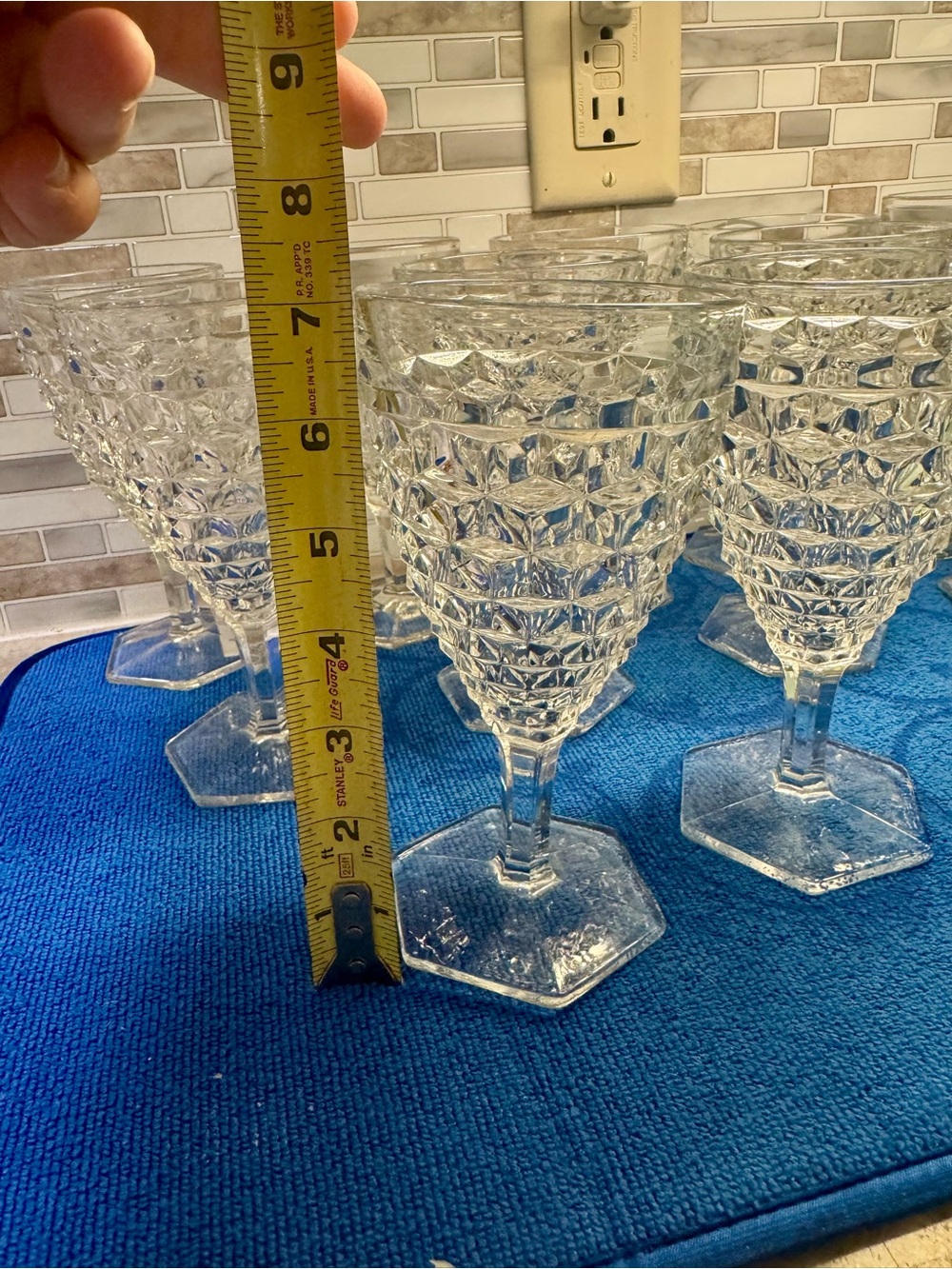 12 Fostoria American hex foot water goblets - Set of 12